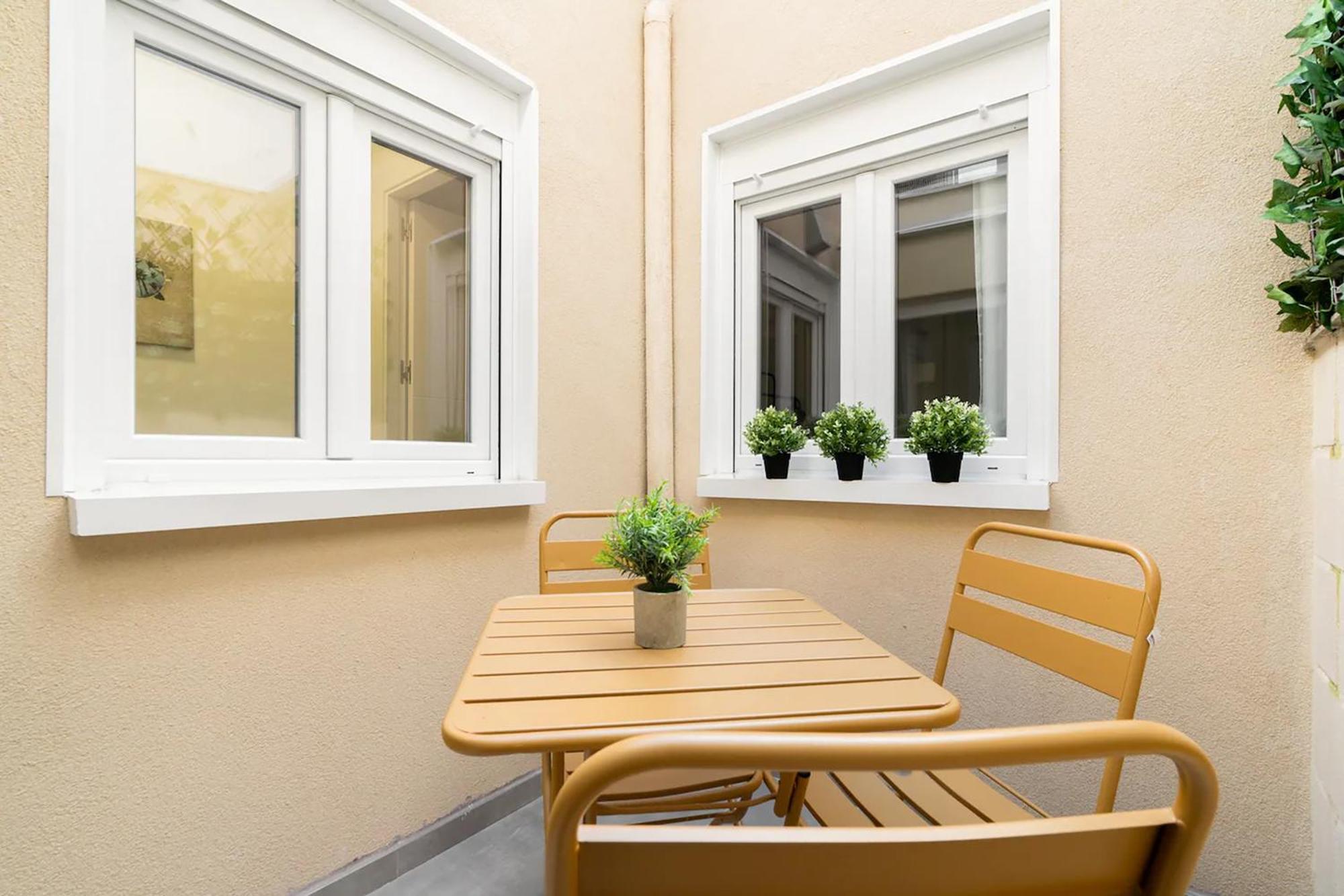 Charming San Isidro Apartment Madrid Exterior photo